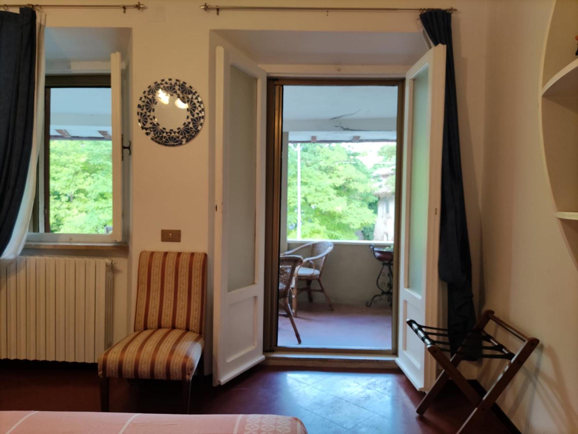 La Casa Di Elena Hotel Camerino Kültér fotó